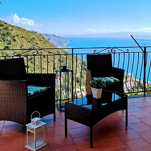 https://tao-charming-apartment.sicilyhotelsitaly.net