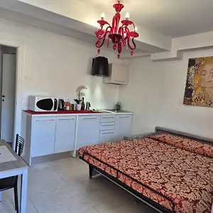 Apartament Prince Apartments 